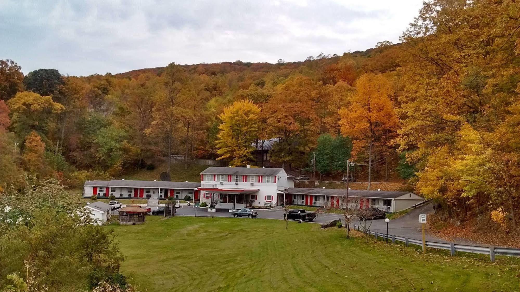 Colony House Motel Waynesboro Buitenkant foto